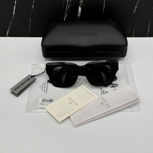 NEW BB0234S 001 BALENCIAGA SQUARE BLACK WOMEN SUNGLASSES - Picture 11 of 11